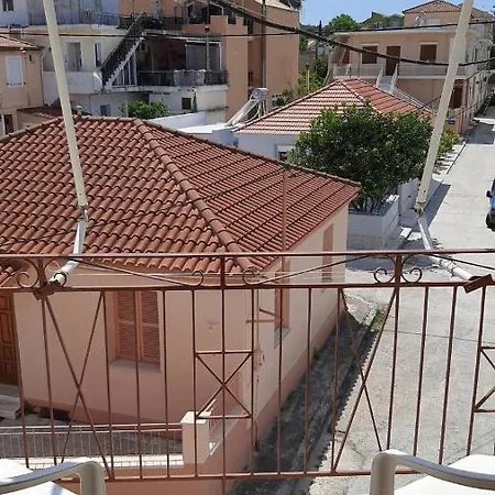 Tasias Apartments Lixouri Exterior photo
